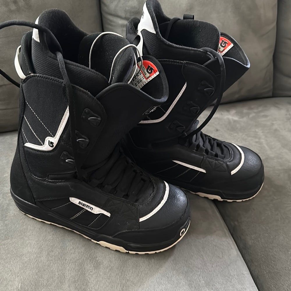 Burton snowboarding boots